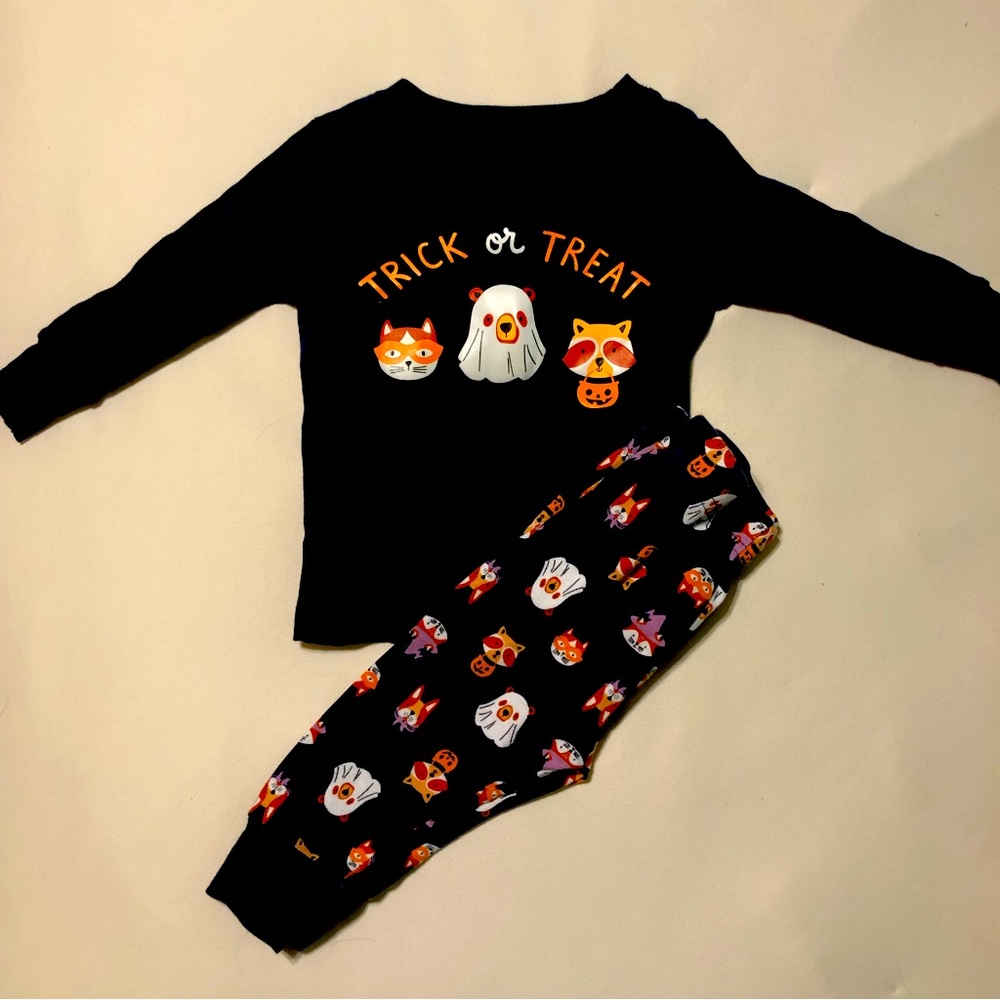 🎃Old Navy Halloween Pajamas🎃